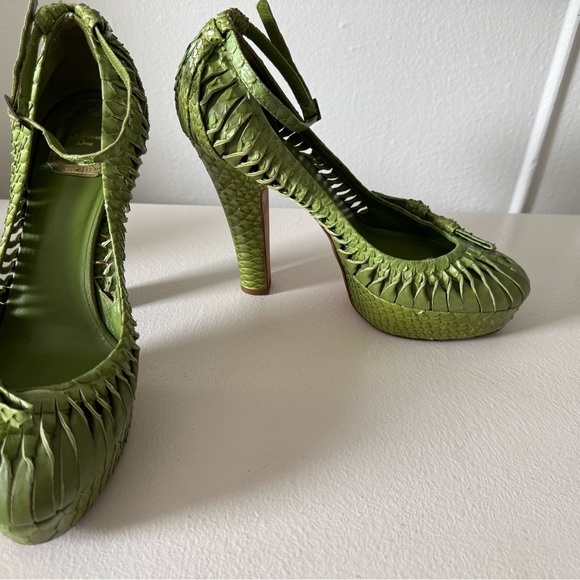 Christian Dior Python Green Pumps - Picture 5 of 9